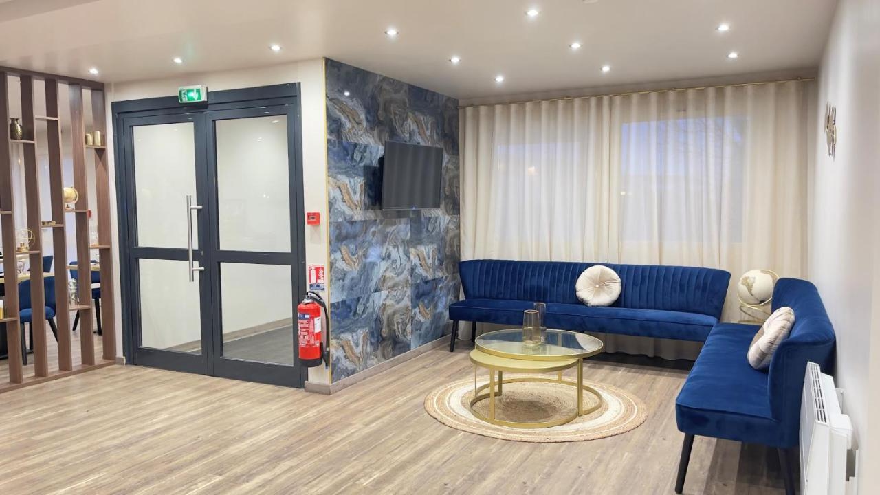 The Originals City, Hotel Orleans Nord Saran Exterior foto