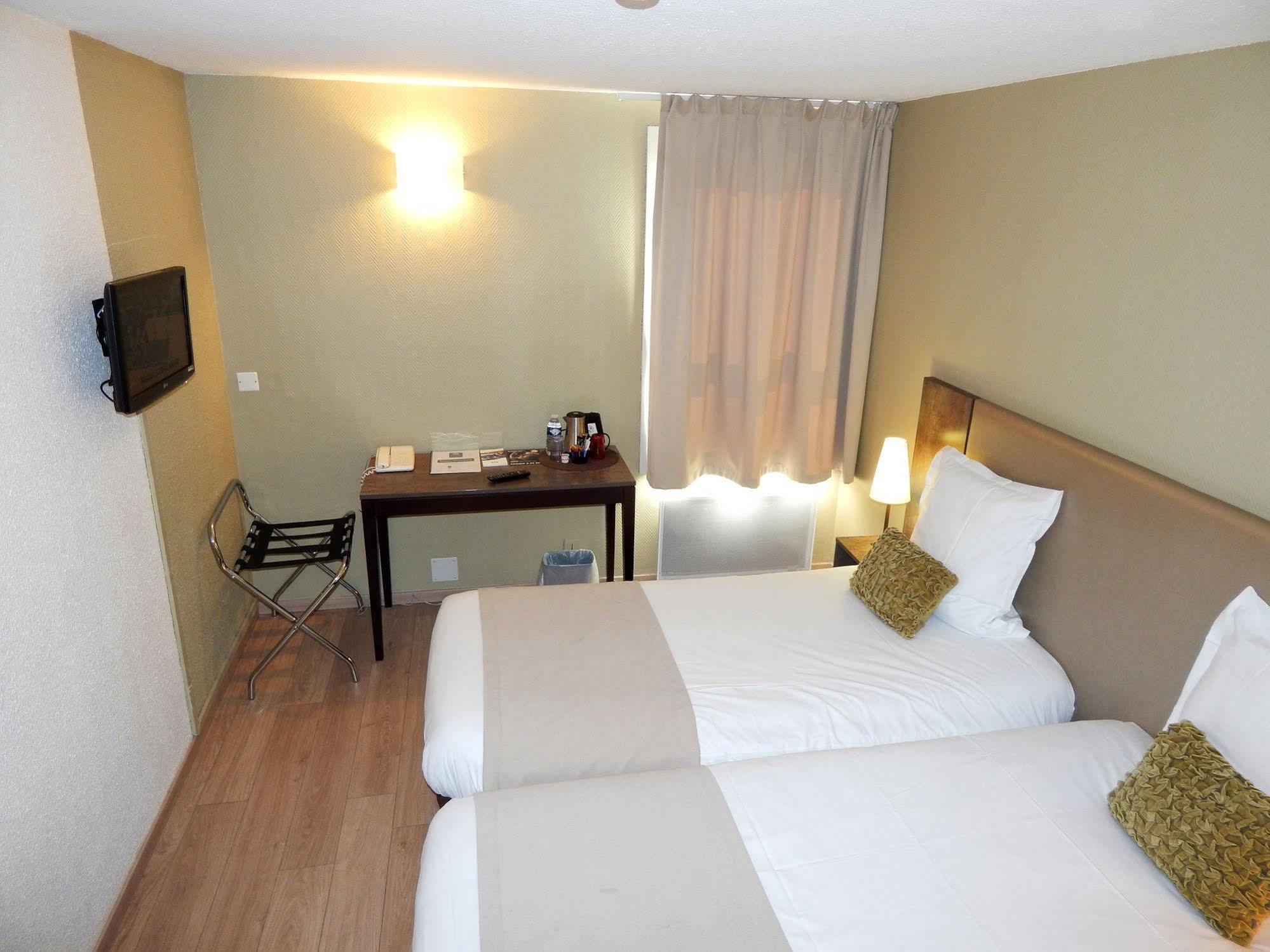 The Originals City, Hotel Orleans Nord Saran Exterior foto