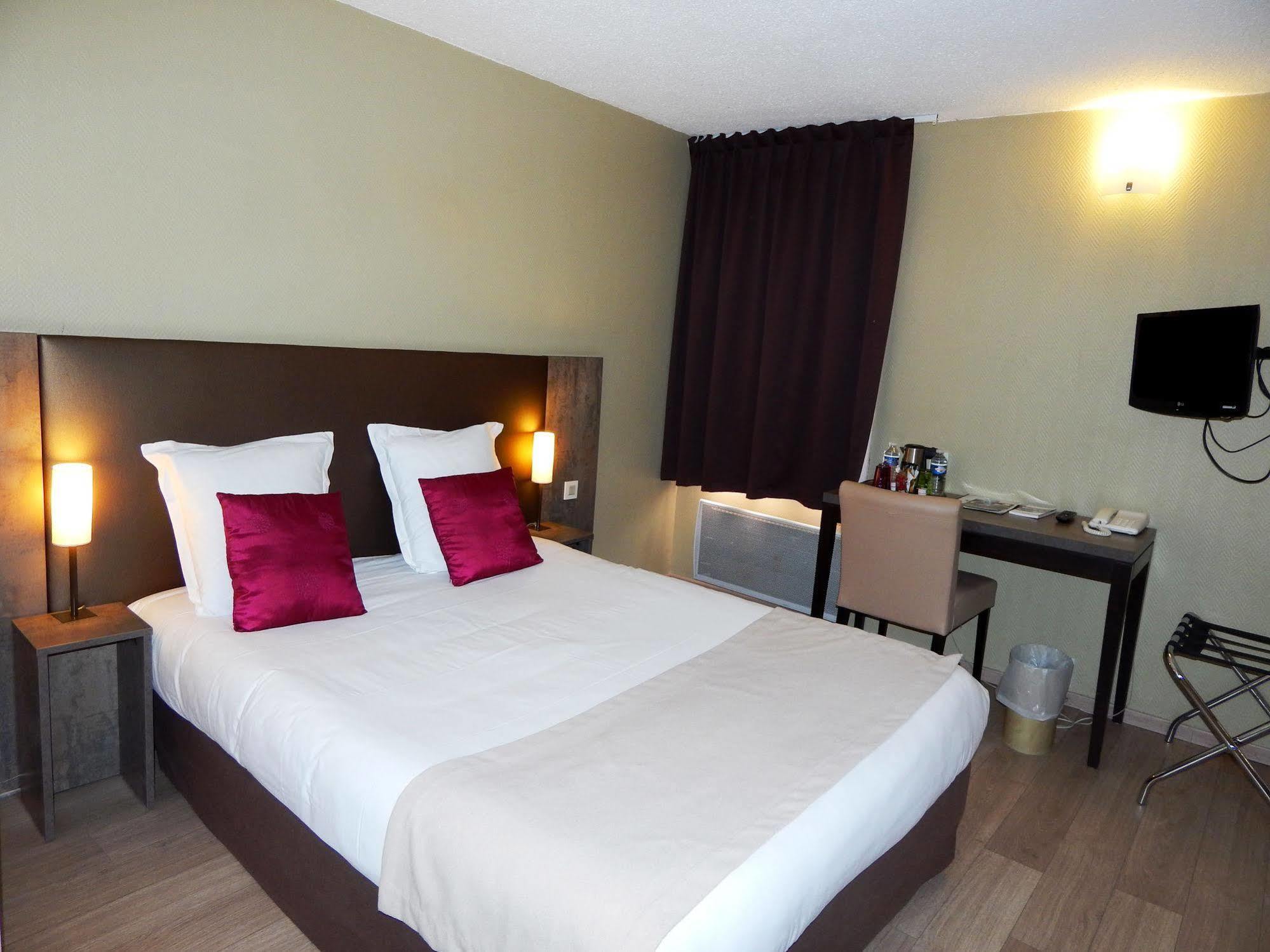 The Originals City, Hotel Orleans Nord Saran Exterior foto