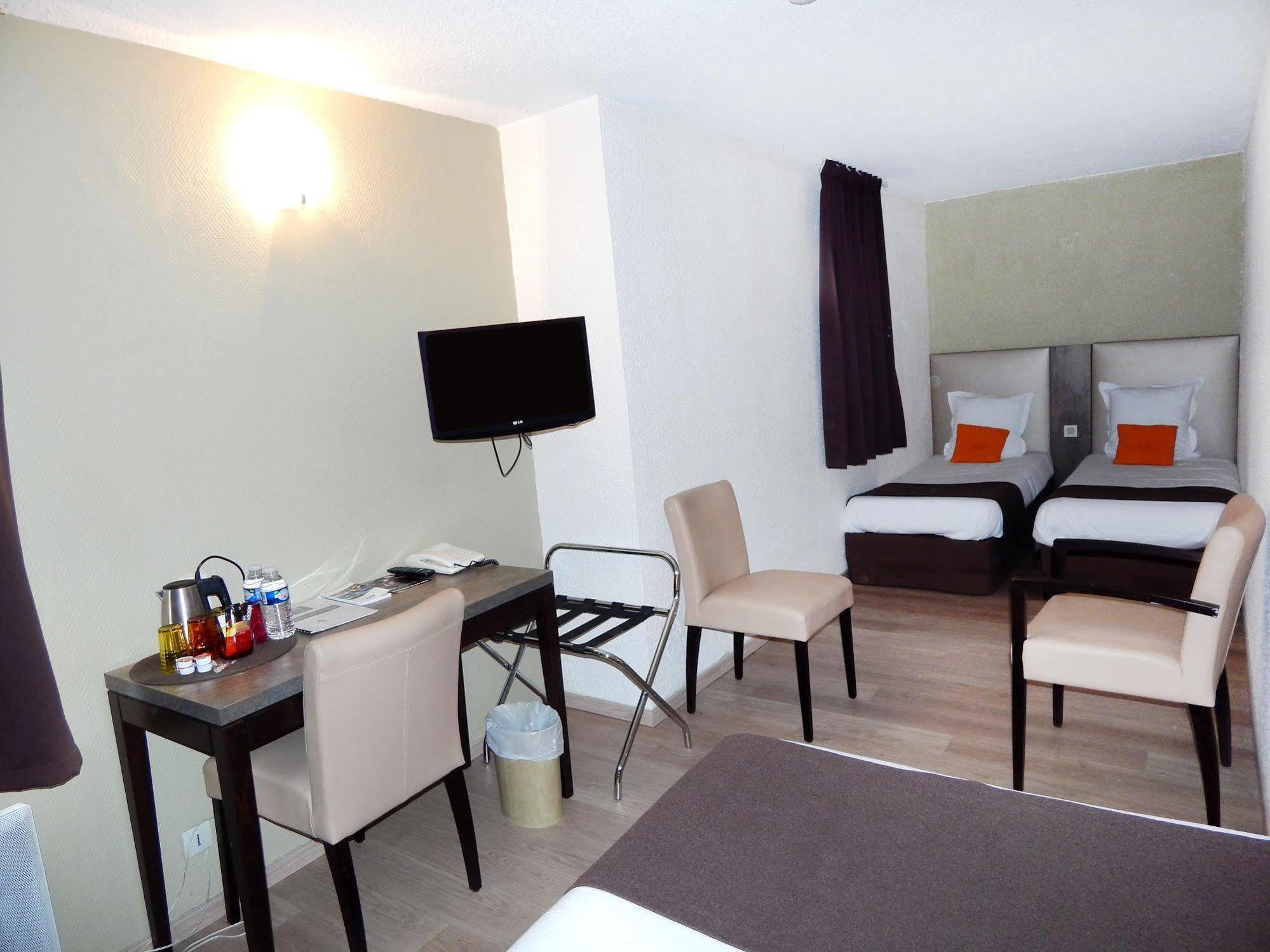 The Originals City, Hotel Orleans Nord Saran Exterior foto